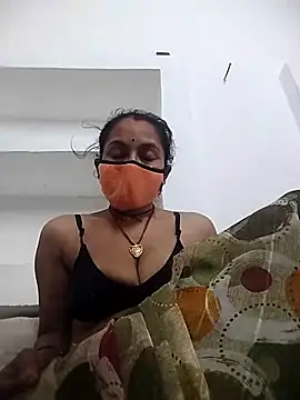 Snapshot of Sonam_shinde chatting on 02.28.26 Sonam shinde online show from 02.28.26