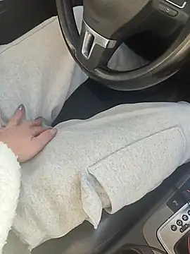 MiriandZacki online show from 12.19.25