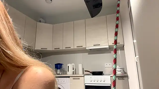 Denni Spilber online show from 10.23.25