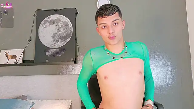 AAronBaker  online show from 10.01.25