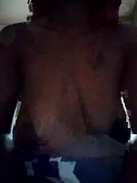 Snapshot of nawtyzaddie chatting on 11.02.25 nawtyzaddie online show from 11.02.25