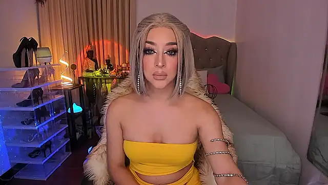 Dream Goddess online show from 03.13.26