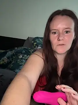 Snapshot of marialuna88 chatting on 11.02.25 marialuna88 online show from 11.02.25