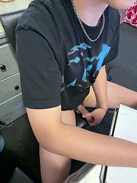 Pikachu19yo online show from 01.31.26