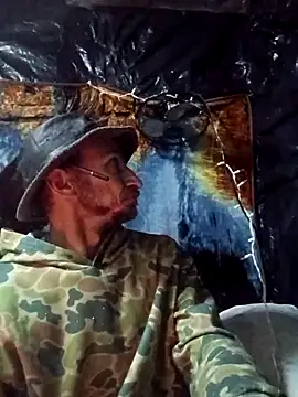 Mrluckstick online show from 04.20.26