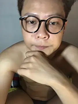 Snapshot of datnguyenvn chatting on 02.21.26 datnguyenvn online show from 02.21.26