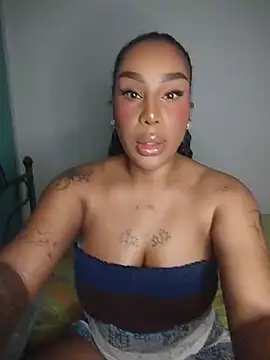 Queen Amara online show from 07.24.26