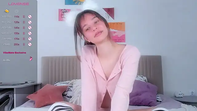  Alissaa online show from 04.23.26