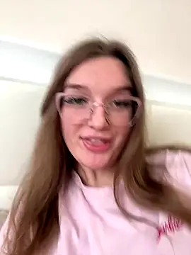 Bellatrisssaa online show from 12.18.25