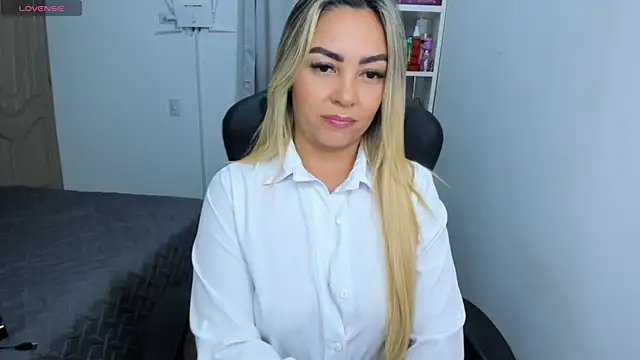 NicolPorto online show from 09.16.25