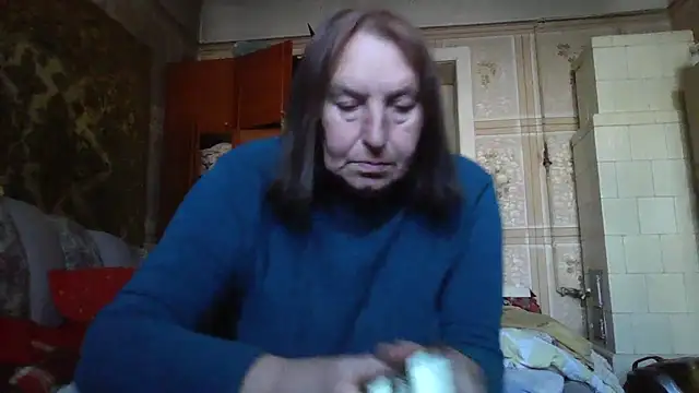 AnnaLive570 online show from 10.23.25