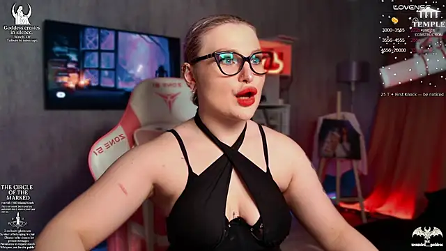 Wounded Goddess  online show from 12.02.25