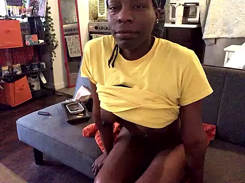 littyleesh1 online show from 01.16.26