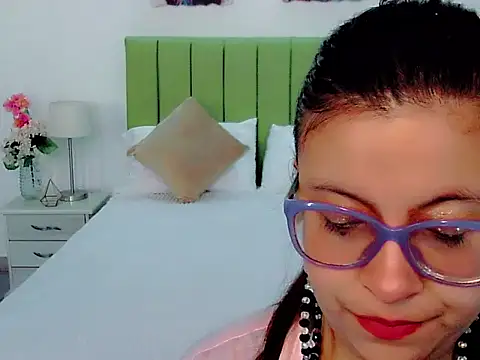 Snapshot of Amber_Rouge_ chatting on 10.22.25 Amber Rouge online show from 10.22.25