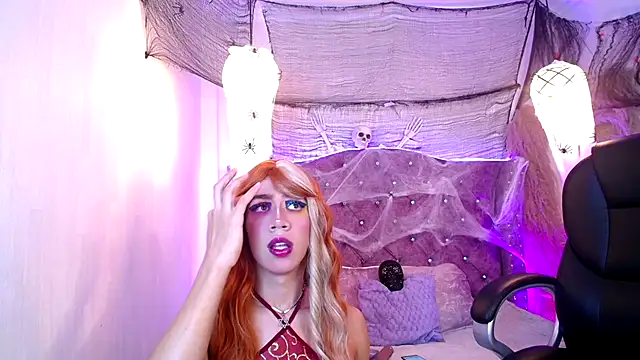 Eva Walker  online show from 10.28.25