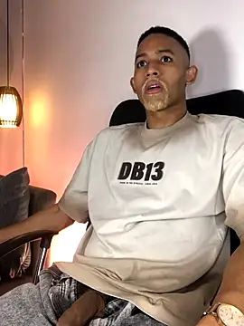 B Wild online show from 10.11.25