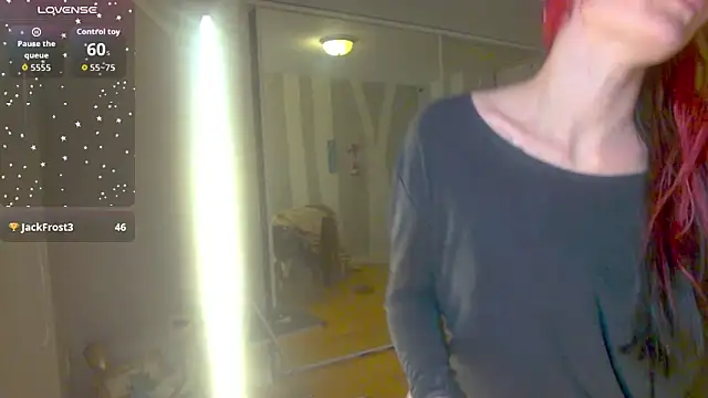 Snapshot of Blossom94 chatting on 02.17.26 Blossom94 online show from 02.17.26