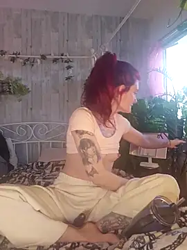 Snapshot of Blossom94 chatting on 02.25.26 Blossom94 online show from 02.25.26