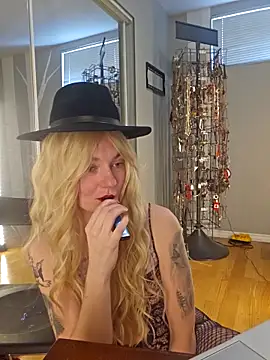 Snapshot of Blossom94 chatting on 02.28.26 Blossom94 online show from 02.28.26