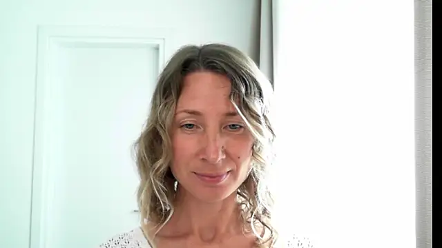 Snapshot of Paevoa chatting on 03.23.26 Paevoa online show from 03.23.26