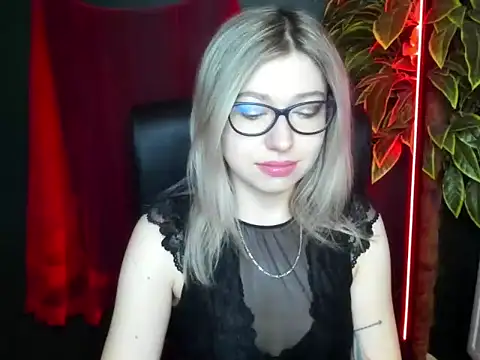 loveHeidi online show from 03.12.26