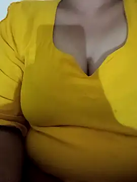 Snapshot of Ritika_jain01 chatting on 12.02.25 Ritika jain01 online show from 12.02.25