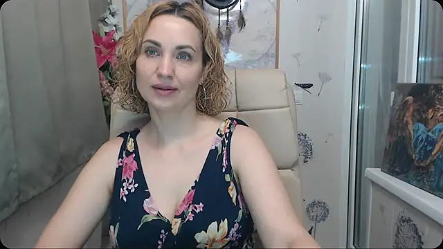 KatrinAlluring online show from 10.24.25