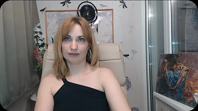 KatrinAlluring online show from 05.12.26