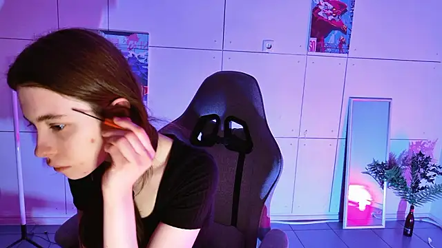 Yoka paradoXXX online show from 03.10.26