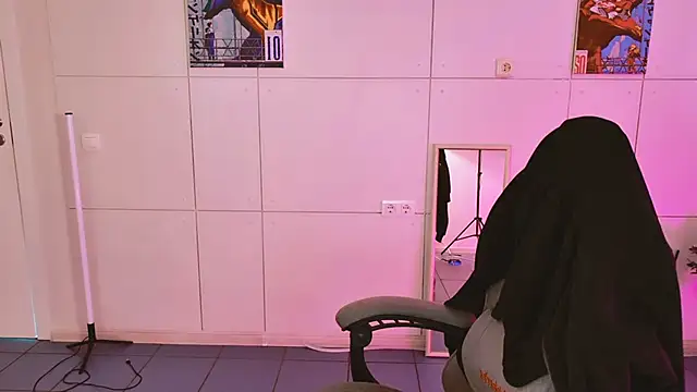 Yoka paradoXXX online show from 03.20.26