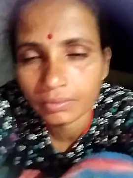 Snapshot of KIRTI12_HOT chatting on 09.27.25 KIRTI12 HOT online show from 09.27.25