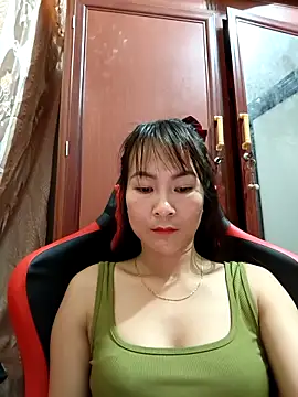 Yumyum kiw online show from 01.06.26