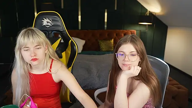 Ava kiss054 online show from 04.21.26