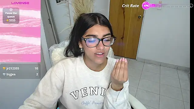 Snapshot of amarasilk_ chatting on 10.01.25 amarasilk online show from 10.01.25
