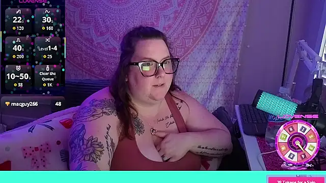 Snapshot of brookenicole3003 chatting on 05.14.26 brookenicole3003 online show from 05.14.26