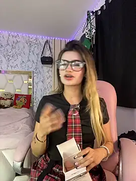 Snapshot of Katleen_wxw chatting on 09.09.25 Katleen wxw online show from 09.09.25