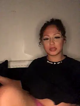 Snapshot of Welsh_Maya19X chatting on 09.23.25 Welsh Maya19X online show from 09.23.25