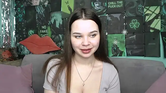 GloriyaDre online show from 09.14.25