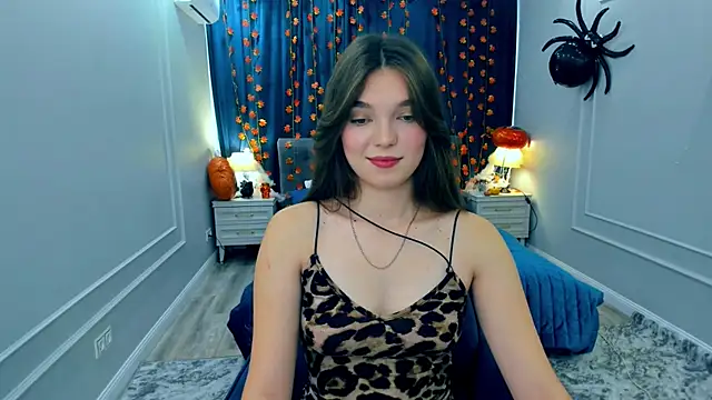 DivineAmour online show from 10.26.25