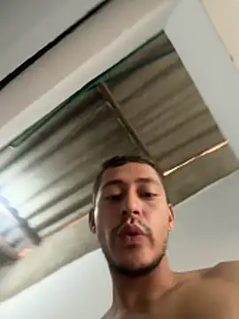 Snapshot of Boy_hot- chatting on 02.25.26 Boy hot- online show from 02.25.26