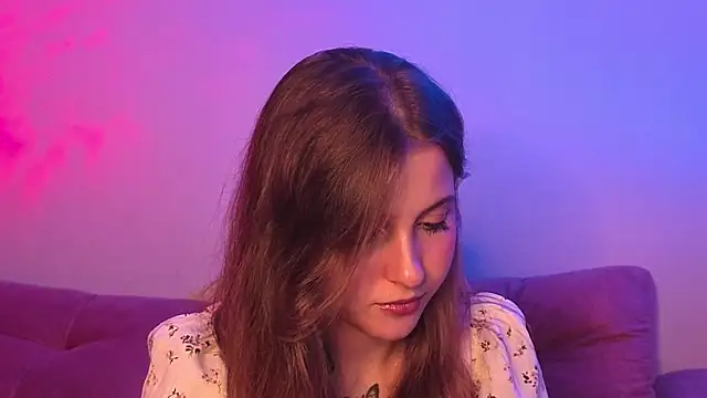 LoveSeekins online show from 10.04.25