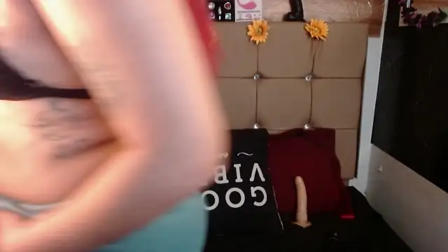 MIA  SPENCER online show from 11.27.25