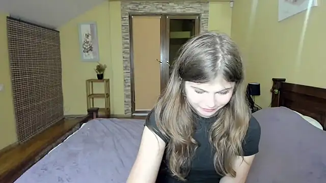 Snapshot of Lilly_Jess chatting on 09.16.25 Lilly Jess online show from 09.16.25