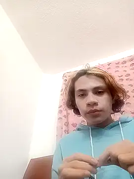 Snapshot of kittymutant99 chatting on 11.10.25 kittymutant99 online show from 11.10.25