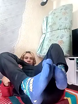 Snapshot of kittymutant99 chatting on 12.02.25 kittymutant99 online show from 12.02.25