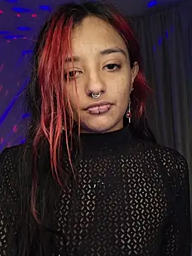 carolinerue online show from 03.24.26