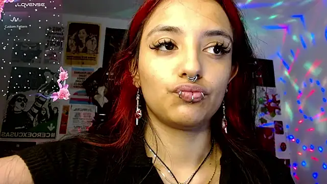 carolinerue online show from 04.14.26