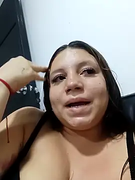 Shell Latina online show from 02.14.26