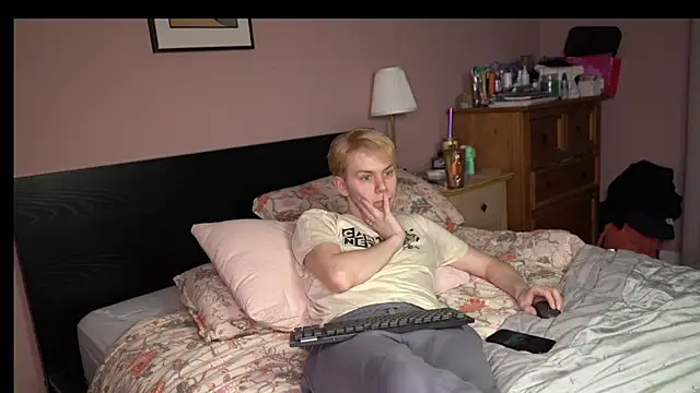 scottishtwink01 online show from 12.05.25