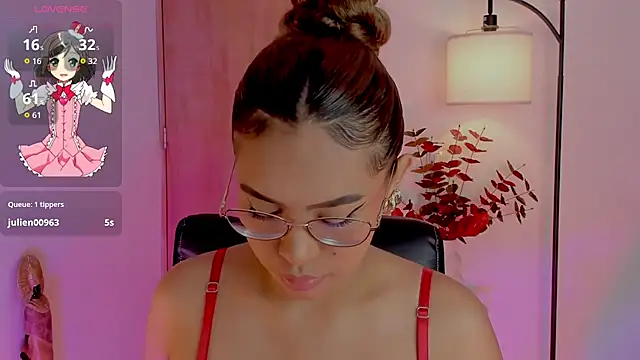 OxanaFedorova1- online show from 10.05.25